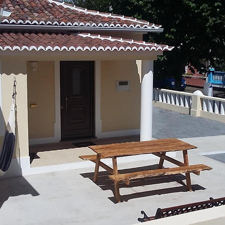 Hospedaria Isaias Ангра-ду-Эроижму Экстерьер фото
